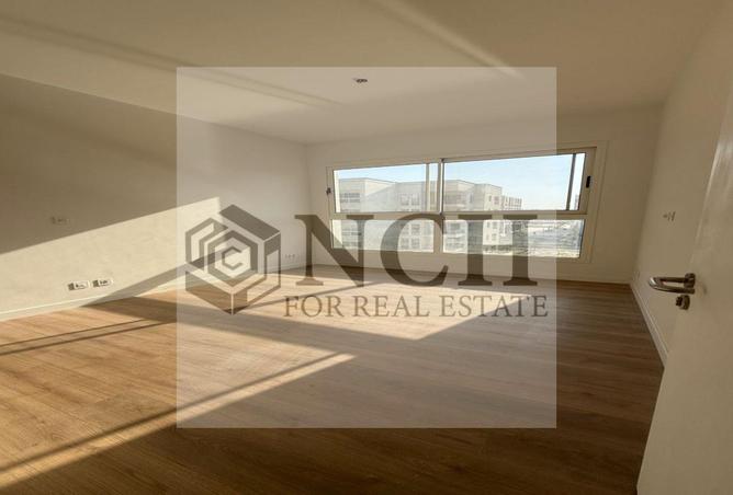 8220921 - Property Image 3