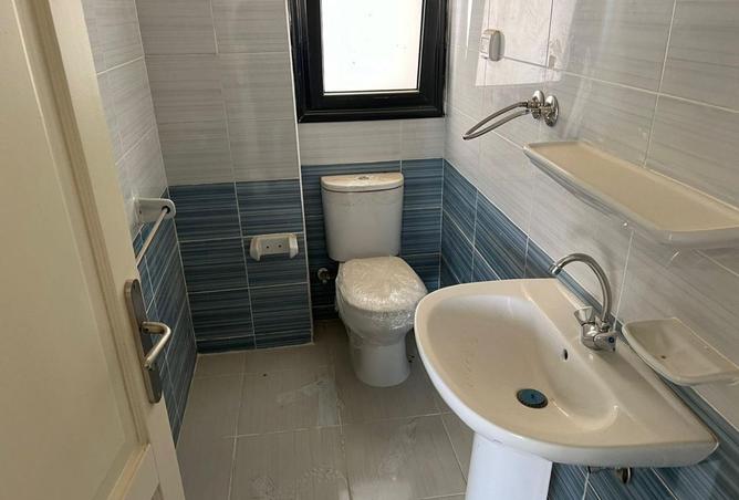 8222463 - Property Image 3