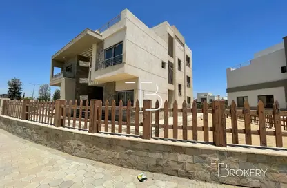 فيلا - 4 غرف نوم - 5 حمامات للبيع في مدينة وصال - كمبوندات الشروق - مدينة الشروق - القاهرة