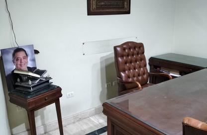 Clinic - Studio - 1 Bathroom for sale in New Cairo Centre - North Teseen St. - The 5th Settlement - New Cairo City - Cairo