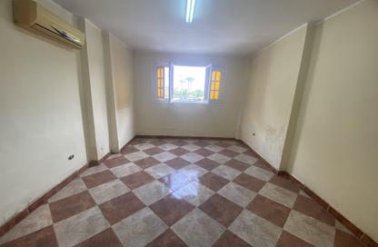 Apartment - 2 Bedrooms - 1 Bathroom for sale in King Faisal St. - Akher Faisal - Faisal - Hay El Haram - Giza