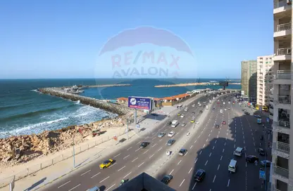 شقة - 3 غرف نوم - 2 حمامات للبيع في لوران - حي شرق - الاسكندرية