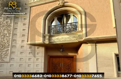 Villa - 5 Bedrooms - 4 Bathrooms for rent in Rawda - Al Wahat Road - 6 October City - Giza