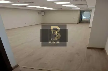 مساحات مكتبية - استوديو - 2 حمامات للايجار في شارع ال ٩٠ الجنوبي - شارع التسعين الجنوبي - التجمع الخامس - مدينة القاهرة الجديدة - القاهرة