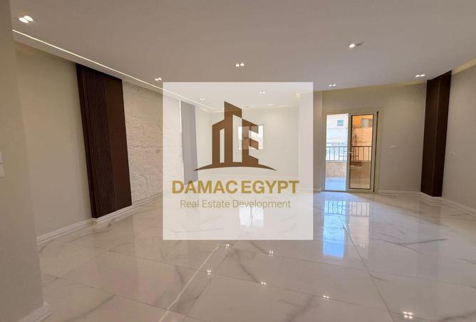 8252604 - Property Image 2