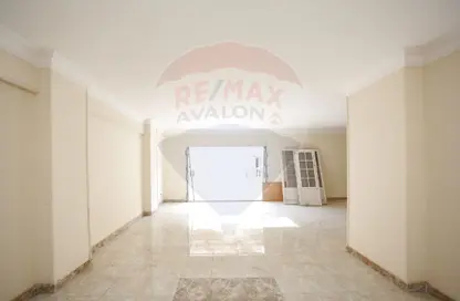 Apartment - 3 Bedrooms - 2 Bathrooms for sale in Smouha - Hay Sharq - Alexandria