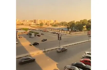 شقة - 3 غرف نوم - 2 حمامات للبيع في شارع الدكتور حسن الشريف - المنطقة الثامنة - مدينة نصر - القاهرة
