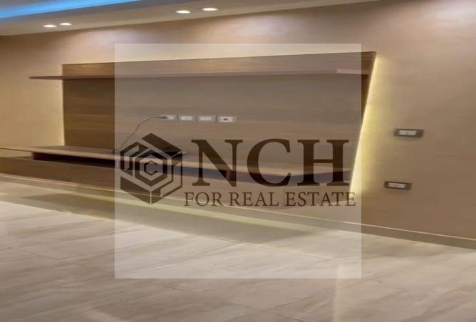 8246115 - Property Image 3