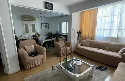 Apartment - 3 Bedrooms - 2 Bathrooms for sale in Mostafa Ragab St. - Ard El Golf - Heliopolis - Masr El Gedida - Cairo