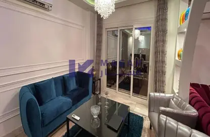 Apartment - 3 Bedrooms - 2 Bathrooms for sale in Al Rehab - New Cairo City - Cairo