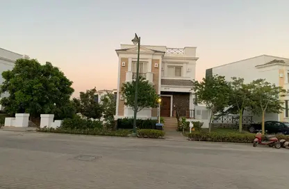 فيلا - 5 غرف نوم - 4 حمامات للبيع في ماونتن فيو تشيل اوت بارك - التوسعات الشمالية - مدينة 6 أكتوبر - الجيزة