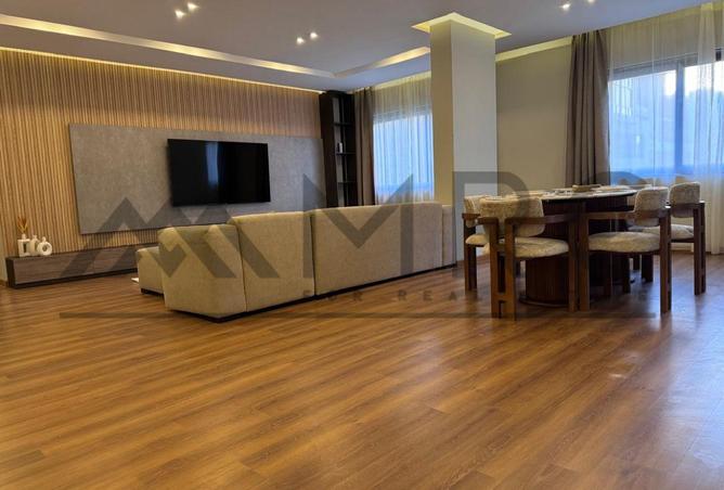 7941421 - Property Image 2