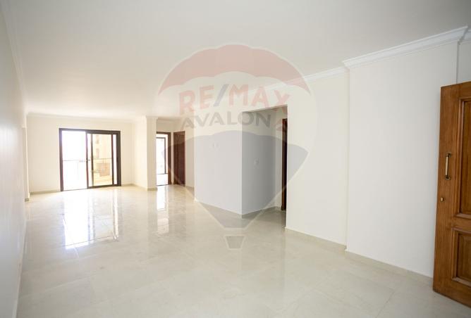 8099472 - Property Image 3