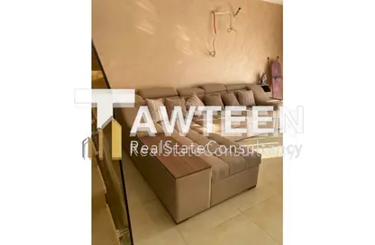 Villa - 4 Bedrooms - 3 Bathrooms for rent in Zahrat El Tagamoa - North Investors Area - New Cairo City - Cairo