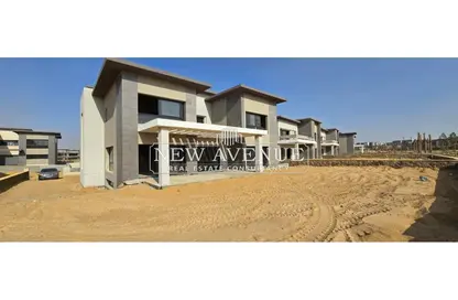 Villa - 5 Bedrooms - 5 Bathrooms for sale in Swan Lake Residence - 5th Settlement Compounds - The 5th Settlement - New Cairo City - Cairo