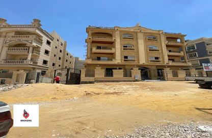 Duplex - 5 Bedrooms - 5 Bathrooms for sale in Mountain View Executive - Al Andalus District - New Cairo City - Cairo