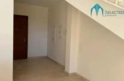 دوبلكس - 3 غرف نوم - 3 حمامات للايجار في أو ويست - كمبوندات 6 أكتوبر - مدينة 6 أكتوبر - الجيزة