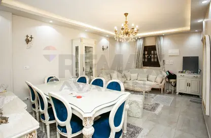 شقة - 3 غرف نوم - 1 حمام للبيع في سموحة - حي شرق - الاسكندرية