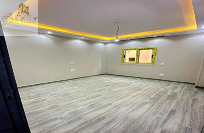 Apartment - 3 Bedrooms - 3 Bathrooms for sale in South Lotus - El Lotus - New Cairo City - Cairo