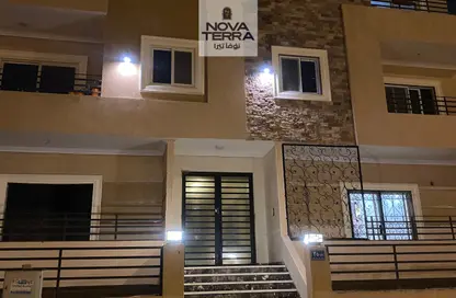 Apartment - 3 Bedrooms - 2 Bathrooms for sale in Al Hekma St. - Sheikh Zayed City - Giza