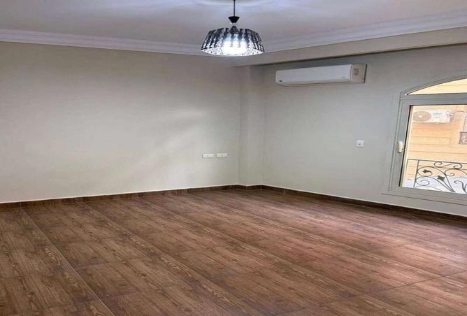 8318480 - Property Image 3