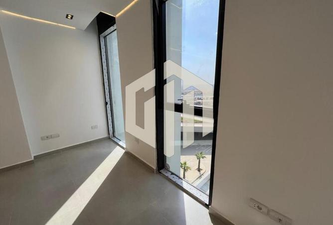 8153632 - Property Image 2