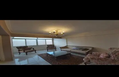 Apartment - 3 Bedrooms - 2 Bathrooms for sale in Zaker Hussein St. - Al Hadiqah Al Dawliyah - 7th District - Nasr City - Cairo