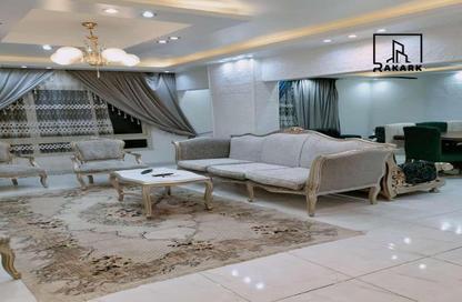 Apartment - 2 Bedrooms - 2 Bathrooms for rent in Masaken Sheraton - Sheraton Al Matar - El Nozha - Cairo
