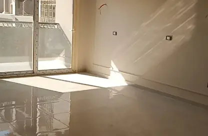 Apartment - 3 Bedrooms - 2 Bathrooms for rent in One Ninety Mall - South Teseen St. - The 5th Settlement - New Cairo City - Cairo Apartment - 3 Bedrooms - 2 Bathrooms for rent in One Ninety Mall - South Teseen St. - The 5th Settlement - New Cairo City - Cairo