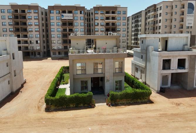 8238727 - Property Image 2