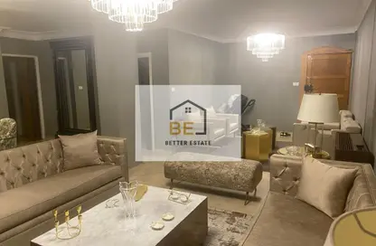 شقة - 3 غرف نوم - 2 حمامات للبيع في شارع عمارات رابعه - ارض الجولف - مصر الجديدة - القاهرة