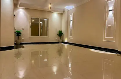 Apartment - 3 Bedrooms - 3 Bathrooms for rent in Al Sharq Al Taamin - 5th Settlement Compounds - The 5th Settlement - New Cairo City - Cairo