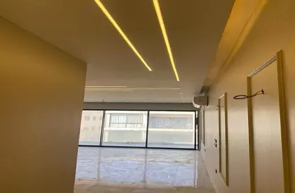 Apartment - 2 Bedrooms - 2 Bathrooms for rent in Lake View Residence - 5th Settlement Compounds - The 5th Settlement - New Cairo City - Cairo