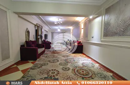 شقة - 3 غرف نوم - 1 حمام للايجار في السرايا - سيدي بشر - حي اول المنتزة - الاسكندرية