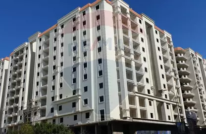 Apartment - 3 Bedrooms - 3 Bathrooms for sale in Madkhal Sharkt Al Nakhl Wa Al Handasa St. - Smouha - Hay Sharq - Alexandria