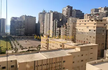 Apartment - 4 Bedrooms - 2 Bathrooms for sale in Gamal Abdel Nasser St. - El Mandara - Hay Than El Montazah - Alexandria