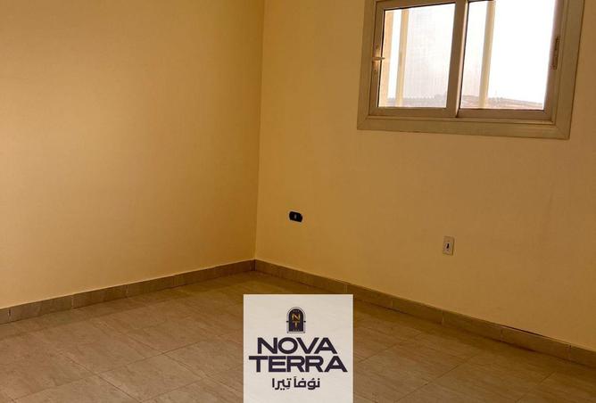 8281007 - Property Image 3