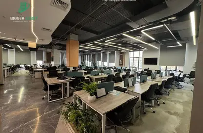 مساحات مكتبية - استوديو - 4 حمامات للايجار في محور محمد نجيب - ابو الهول - مدينة القاهرة الجديدة - القاهرة