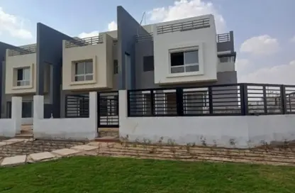 تاون هاوس - 4 غرف نوم - 3 حمامات للبيع في هايد بارك سنترال - التجمع السادس - مدينة القاهرة الجديدة - القاهرة تاون هاوس - 4 غرف نوم - 3 حمامات للبيع في هايد بارك سنترال - التجمع السادس - مدينة القاهرة الجديدة - القاهرة