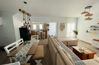 Villa - 3 Bedrooms - 3 Bathrooms for rent in Mountain View - Ras Al Hekma - North Coast