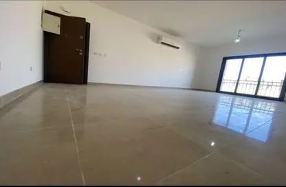Apartment - 2 Bedrooms - 2 Bathrooms for rent in Moon Residences - Fifth Square - The 5th Settlement - New Cairo City - Cairo
