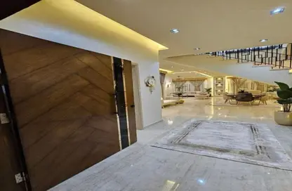 Villa - 5 Bedrooms - 4 Bathrooms for sale in Palm Hills October - Cairo Alexandria Desert Road - 6 October City - Giza
