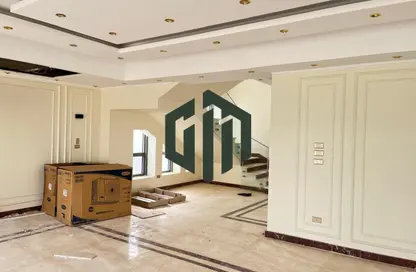 فيلا - 4 غرف نوم - 4 حمامات للايجار في مون ريزيدنس - فيفث سكوير - التجمع الخامس - مدينة القاهرة الجديدة - القاهرة