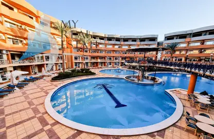 Apartment - 1 Bathroom for sale in Oasis Resort - Hurghada Resorts - Hurghada - Red Sea
