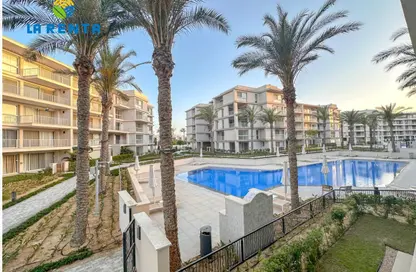 Chalet - 2 Bedrooms - 2 Bathrooms for rent in Marassi - Sidi Abdel Rahman - North Coast