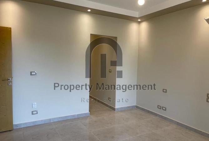 8479942 - Property Image 3