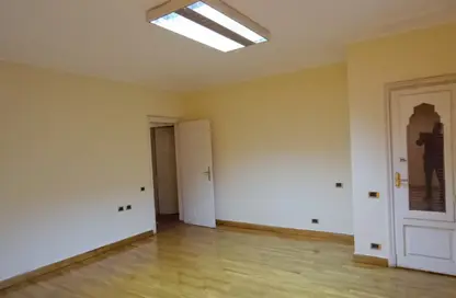 مساحات مكتبية - استوديو - 3 حمامات للايجار في ميدان عثمان بن عفان - ميدان تريومف - النزهة - القاهرة