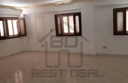 Villa - 7+ Bedrooms - 6 Bathrooms for sale in 9th District - Sheikh Zayed City - Giza