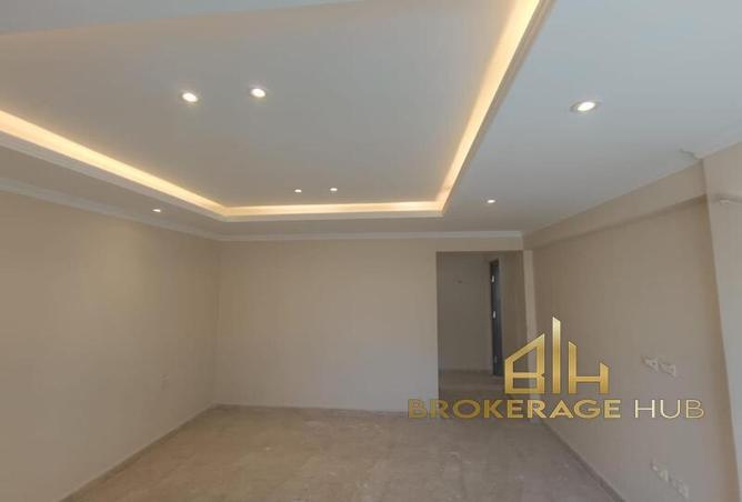 7990676 - Property Image 2