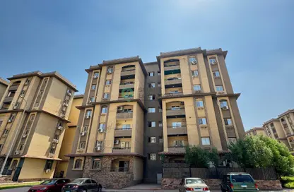 Apartment - 3 Bedrooms - 1 Bathroom for sale in Gardenia City Compound Nasr City - Zahraa Madinat Nasr - Nasr City - Cairo